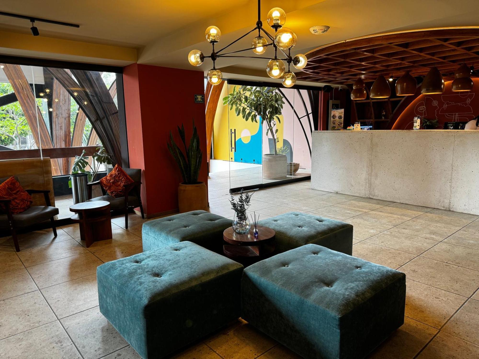 Hotel Ola Chapultepec 과달라하라 외부 사진